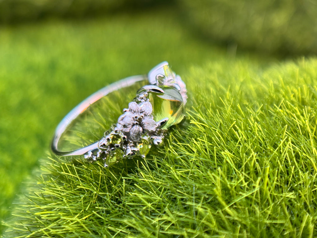Floral Botanical Olive Green Gemstone Ring – 925 Sterling Silver Rhodium Plated