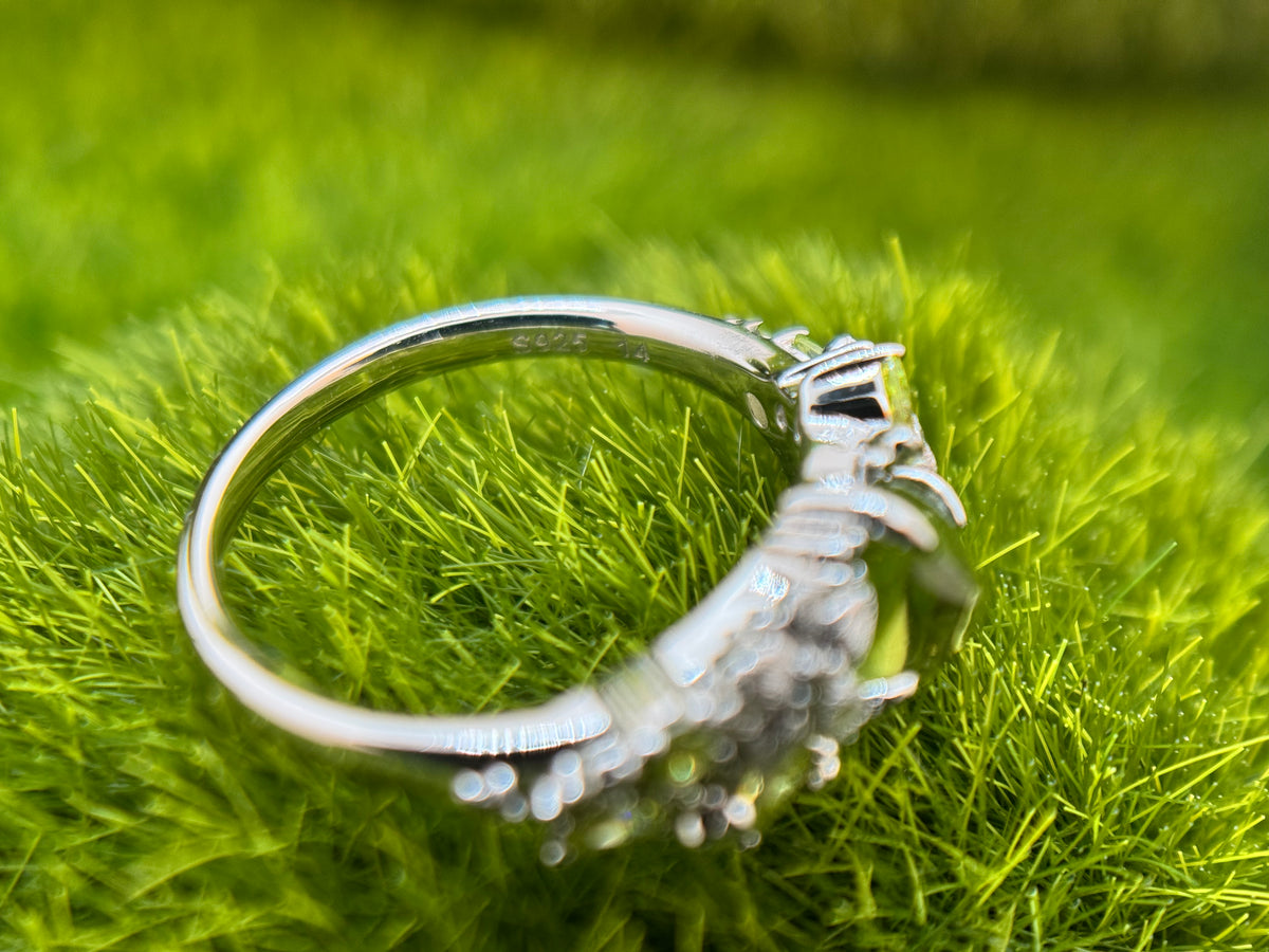 Floral Botanical Olive Green Gemstone Ring – 925 Sterling Silver Rhodium Plated